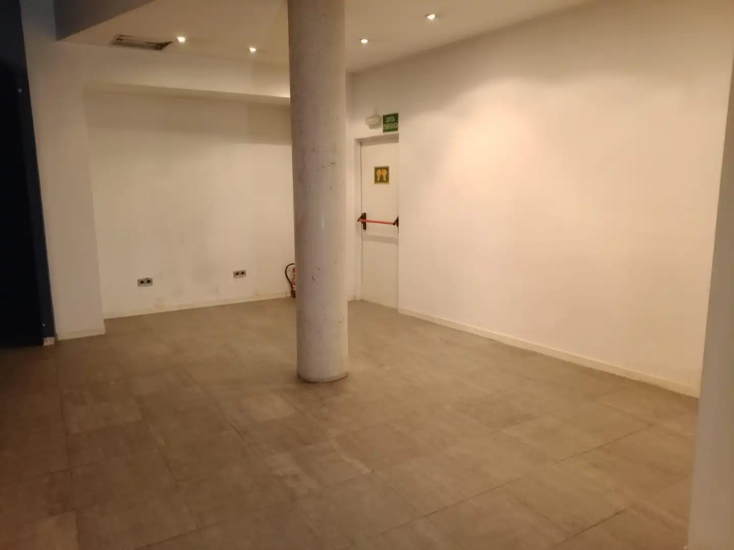 Local comercial de lloguer a Sant Julià, imagen 14