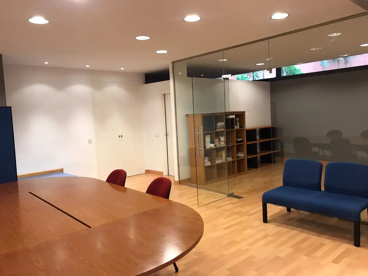Local de alquiler en Zamora Capital  con Parquet y Amueblado