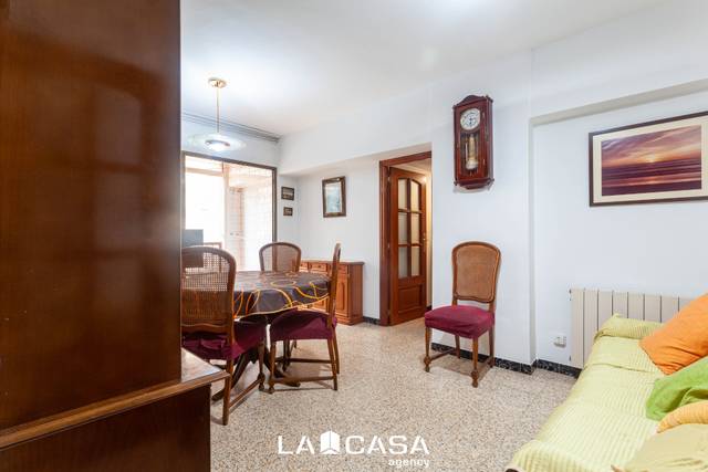 Piso en Venta en Carrer de Juan de Mena en La Vall d'Hebron