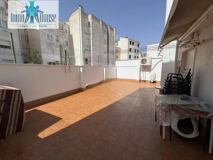 Terrassa de Pis en venda en  Albacete Capital amb Aire condicionat, Calefacció i Traster