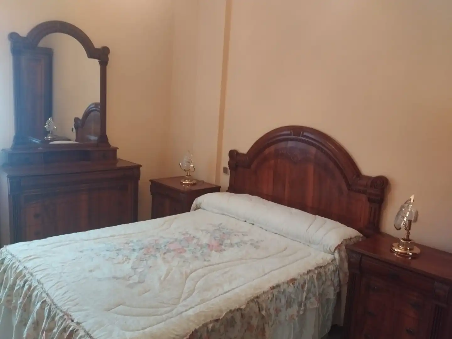 Habitación de Piso de alquiler en Ciudad Alta