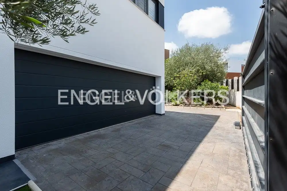 Vista exterior de Casa o chalet en venta en Zona Avenida Alta - Auditorio