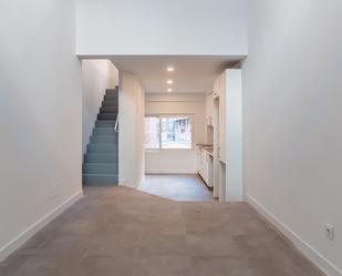 Duplex for sale in  Madrid Capital  with Heating