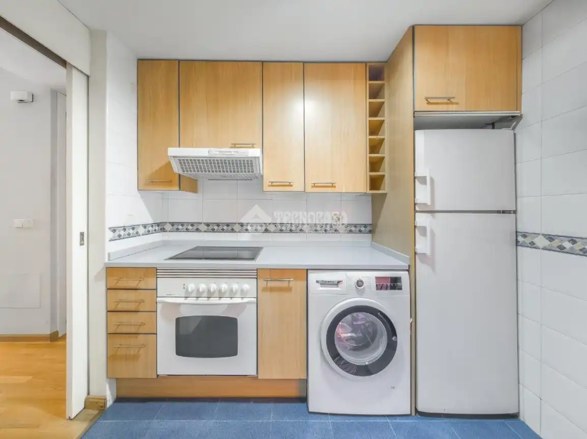 Kitchen of Flat for sale in Madrid  with Air Conditioner, Heating and Storage room