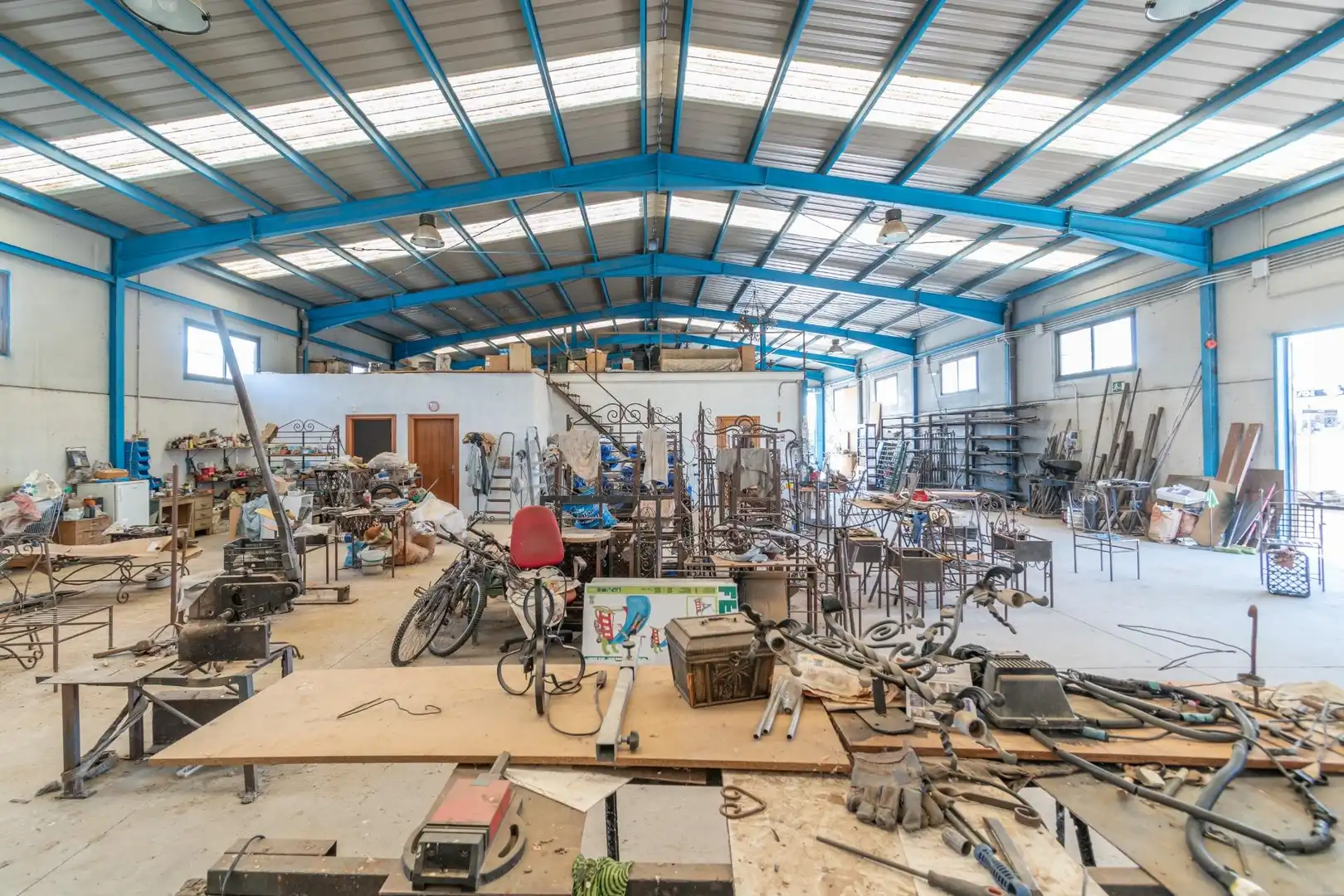 Nave industrial en venta en Cogollos de Guadix