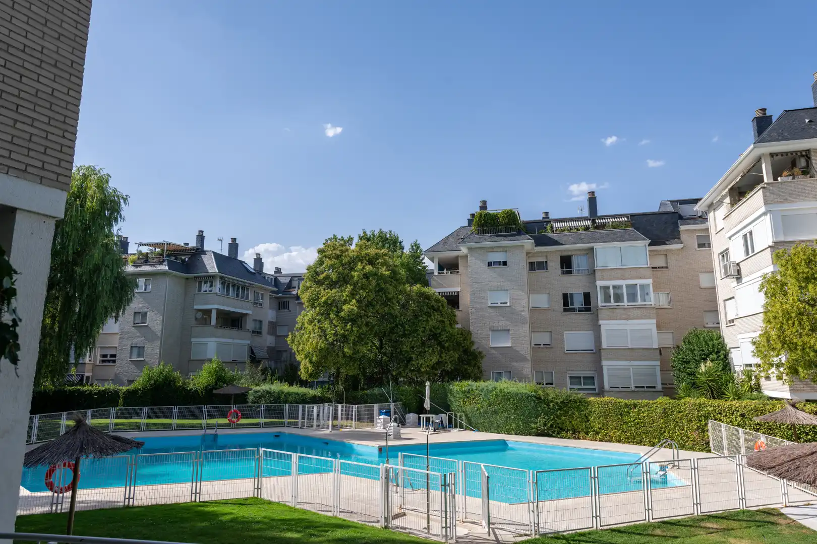 Piscina de Piso en venta en Colmenar Viejo con Calefacción, Parquet y Terraza