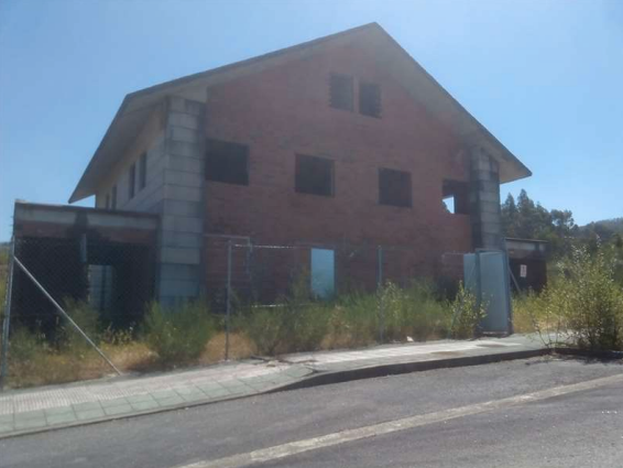 Vista exterior de Edifici en venda en Moraña