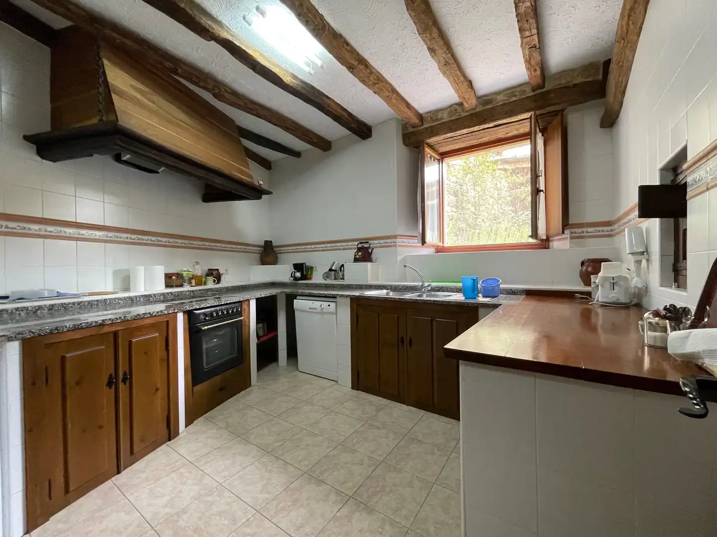 Küche von Country house zum Verkauf in Villarcayo de Merindad de Castilla la Vieja mit Terrasse, Möbliert und Balkon