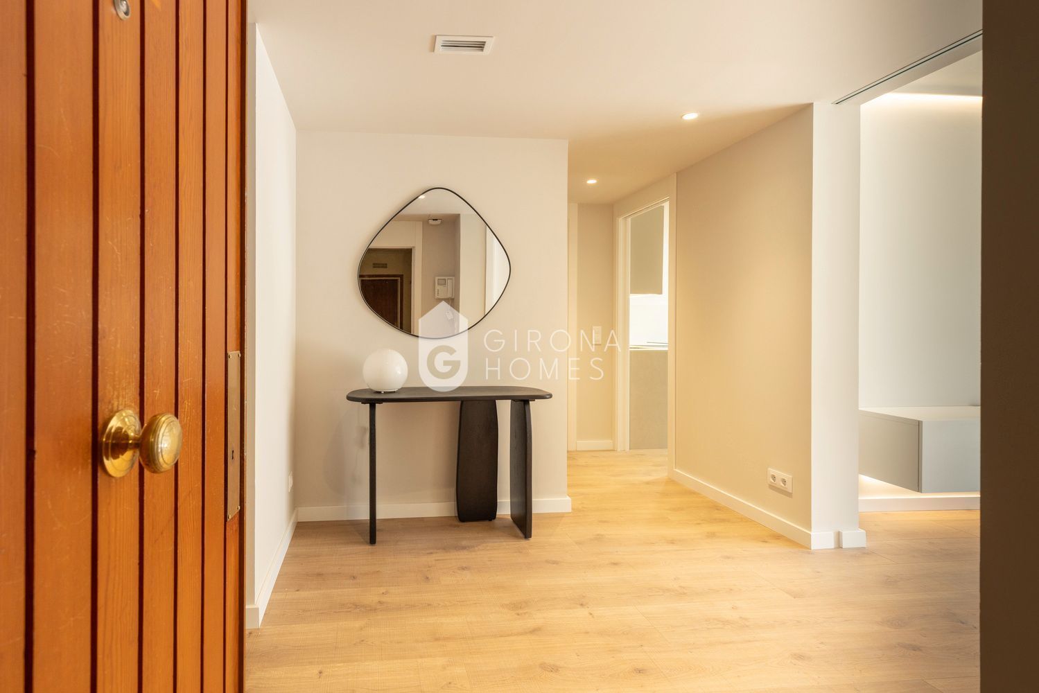 Apartment to rent in Girona Capital  with Air Conditioner, Heating and Storage room