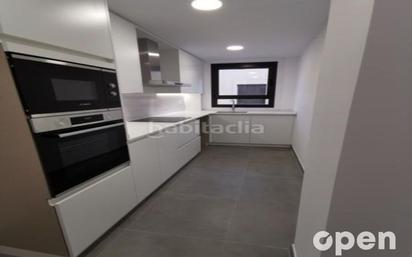 Kitchen of Flat for sale in Terrassa  with Air Conditioner, Heating and Terrace