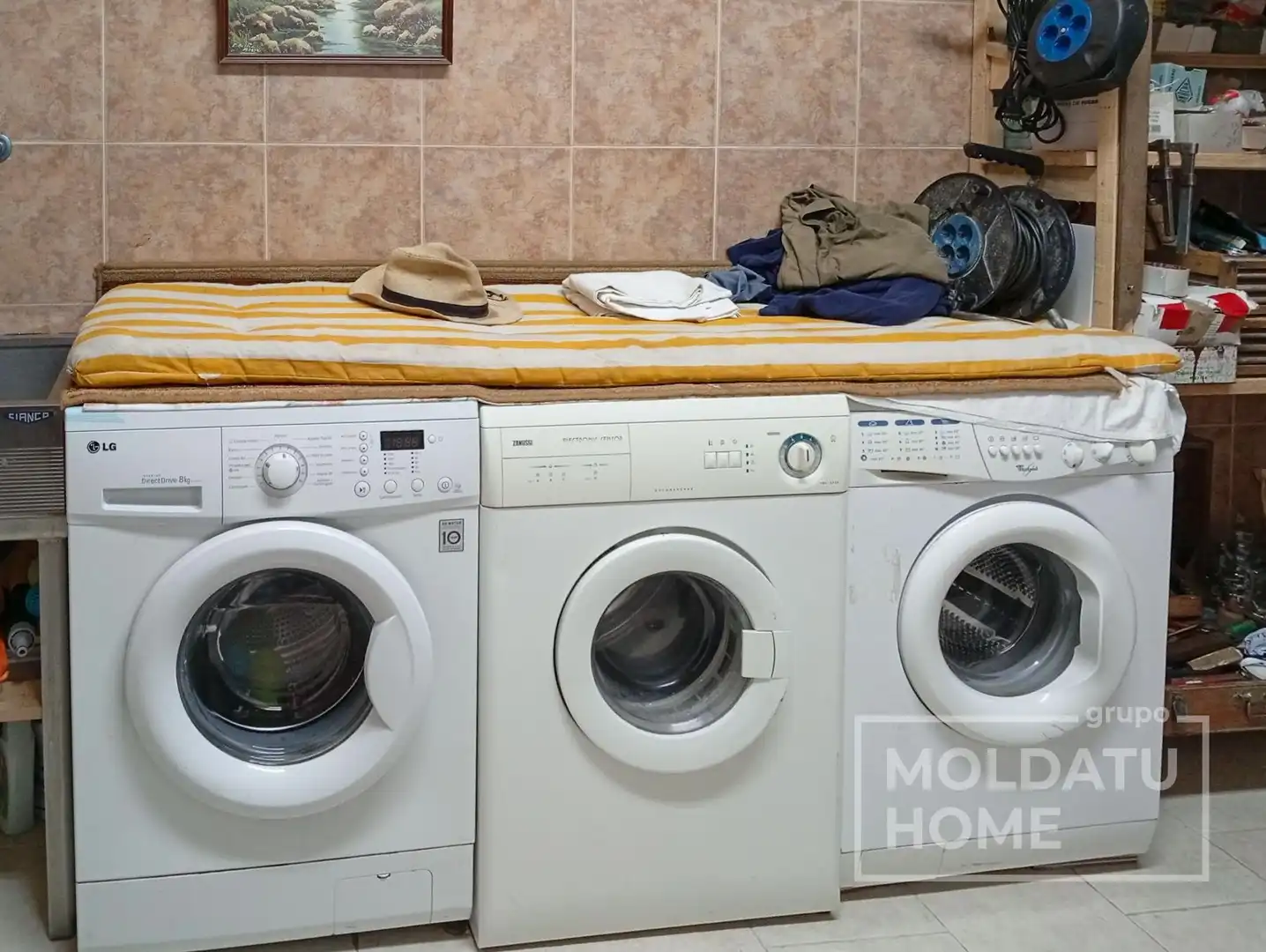 Casa o xalet en venda en Irun  amb Calefacció, Jardí privat i Traster