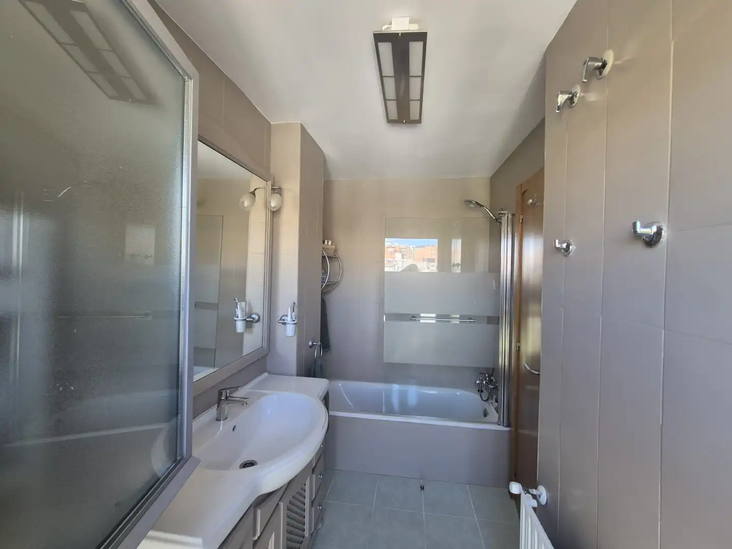 Piso en venta en Paseo de los Olmos, Acacias