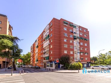 Wohnung mit Aufzug zum Verkauf in Calle Sahagún