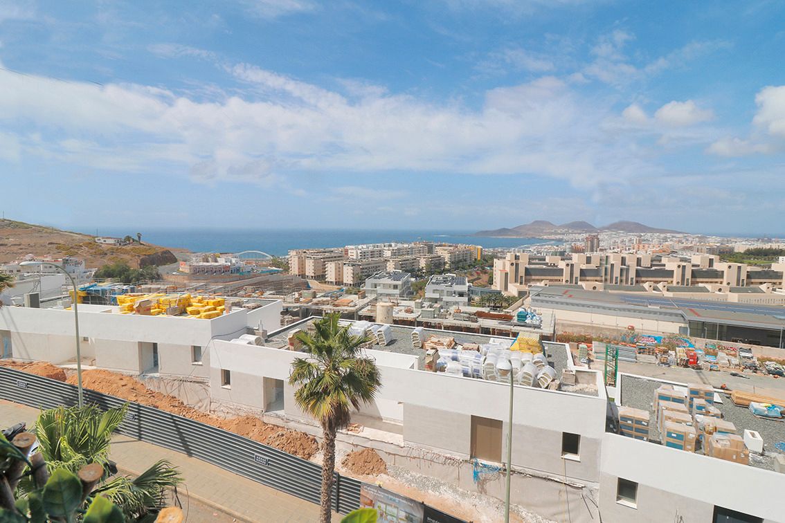 Vista exterior de Dúplex de lloguer en Las Palmas de Gran Canaria amb Terrassa i Moblat