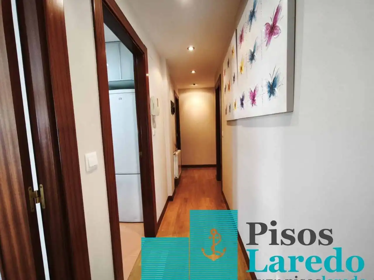 Piso en venta en Laredo con Calefacción, Parquet y Amueblado
