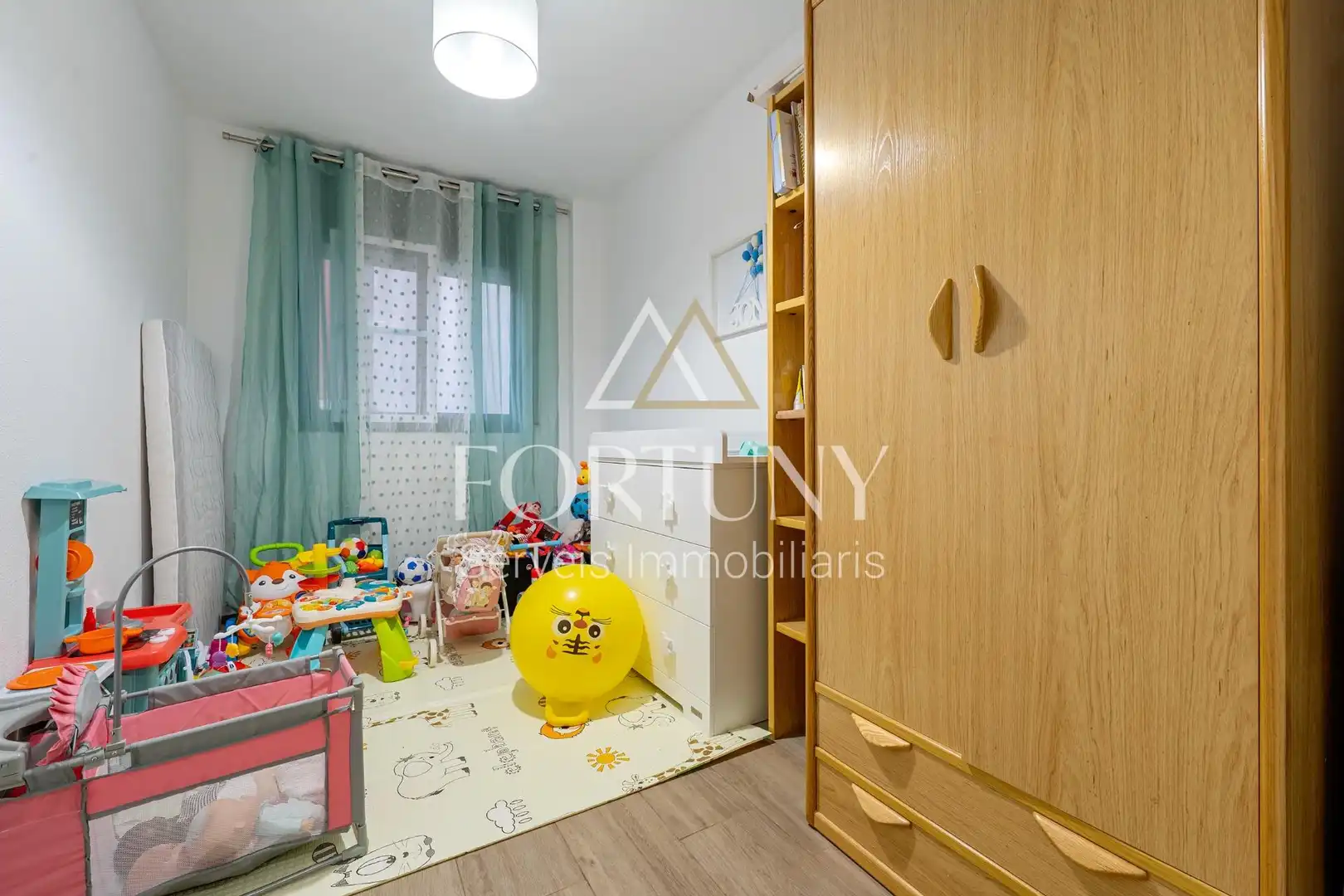 Schlafzimmer von Wohnung zum Verkauf in Reus mit Klimaanlage, Parkett und Terrasse