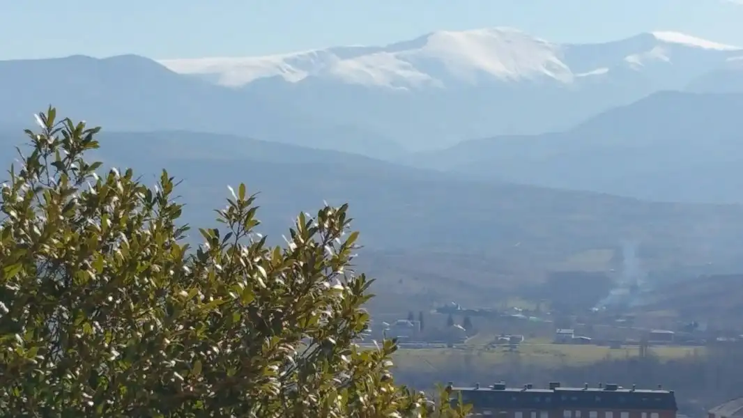 Vista exterior de Finca rústica en venta en Ponferrada con Calefacción, Jardín privado y Terraza