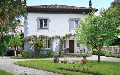 Außenansicht von Haus oder Chalet zum verkauf in Torrelavega 