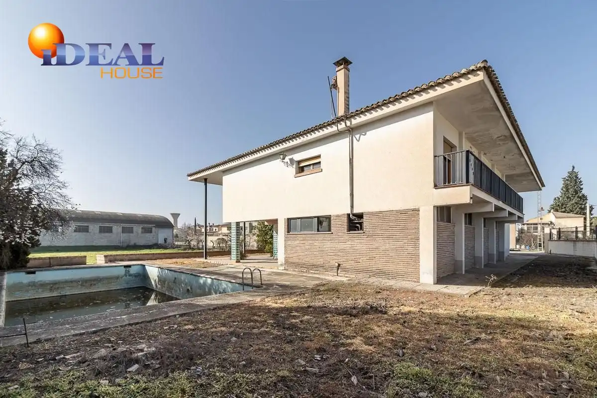 Casa rústica amb piscina en venda a Santa Fe, imagen 48