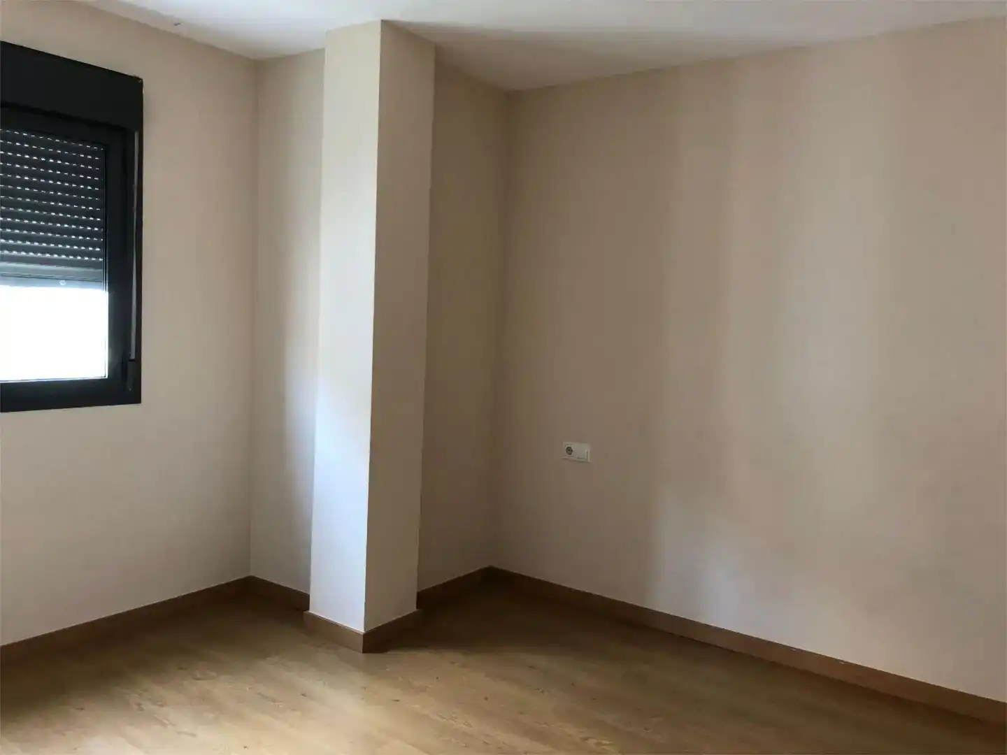 Habitación de Piso en venta en Paterna con Aire acondicionado, Jardín privado y Parquet