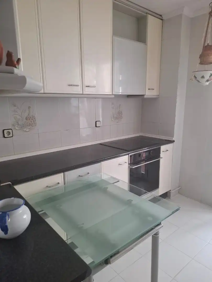 Cocina de Piso de alquiler en Albacete con Calefacción, Amueblado y Horno