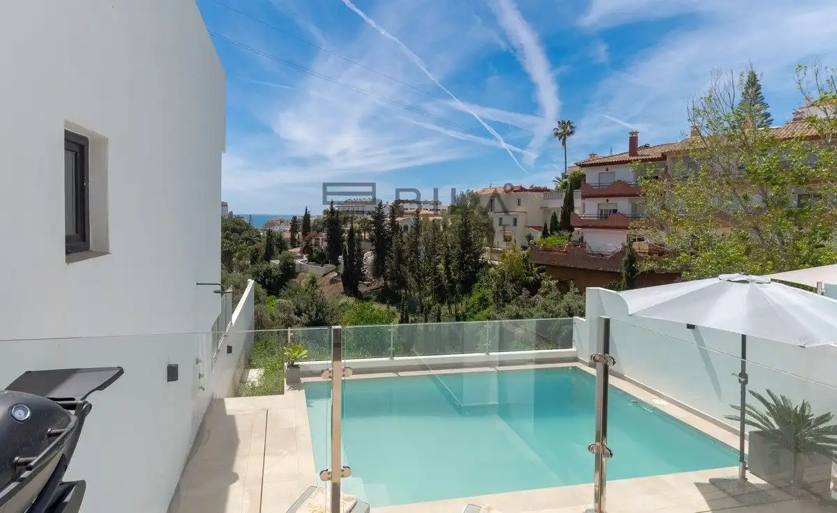 Detached homes for sale in Los Madroños, Torreblanca del Sol