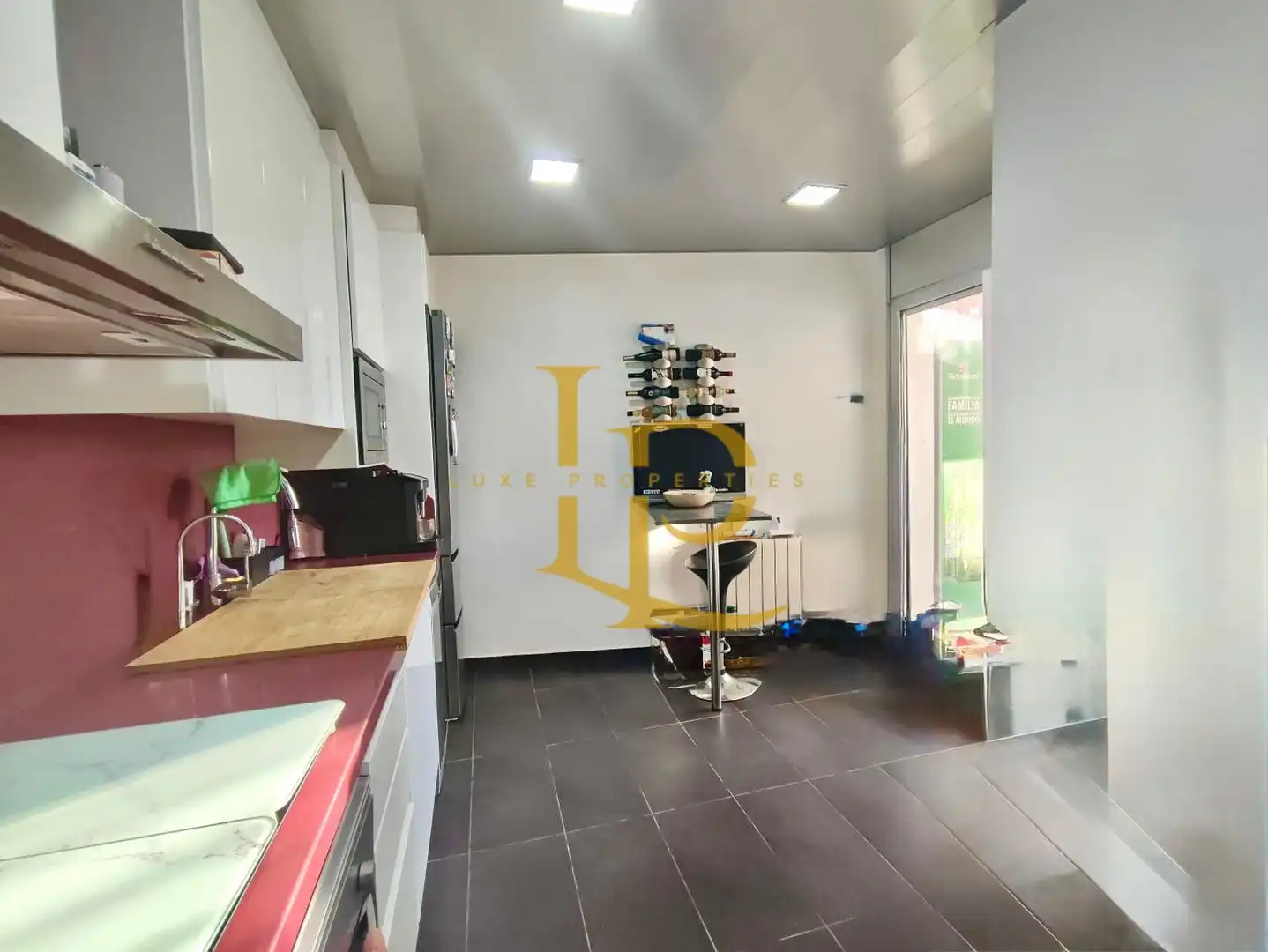 Cuina de Casa o xalet en venda en Castellbisbal amb Aire condicionat, Calefacció i Jardí privat