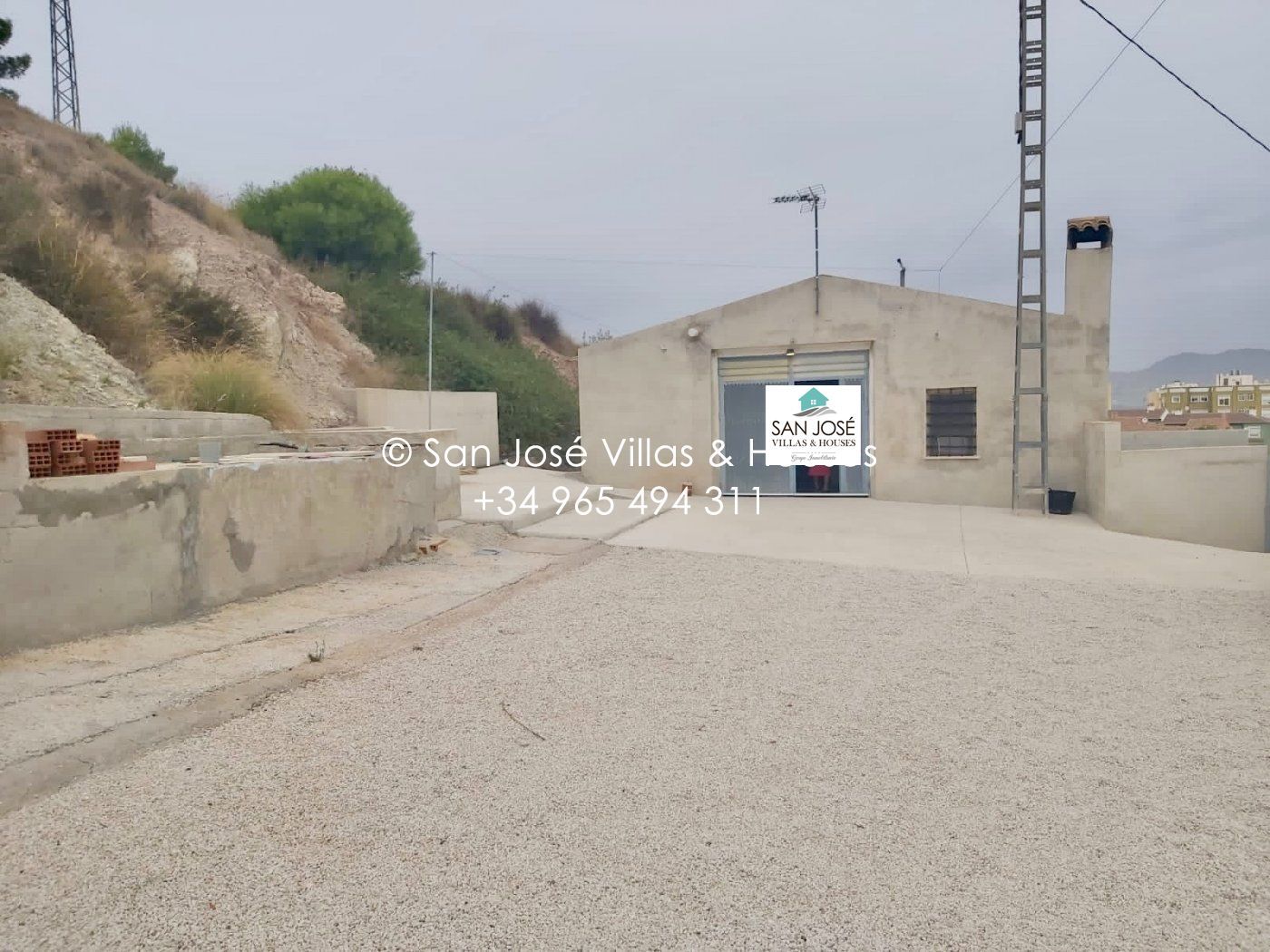 Vista exterior de Casa o xalet en venda en Aspe amb Calefacció i Jardí privat