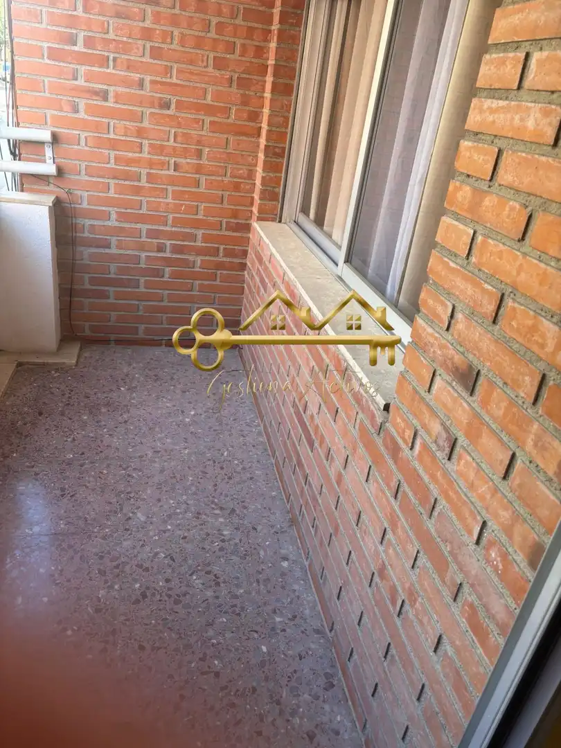 Außenansicht von Wohnung zum Verkauf in Ontinyent mit Abstellraum