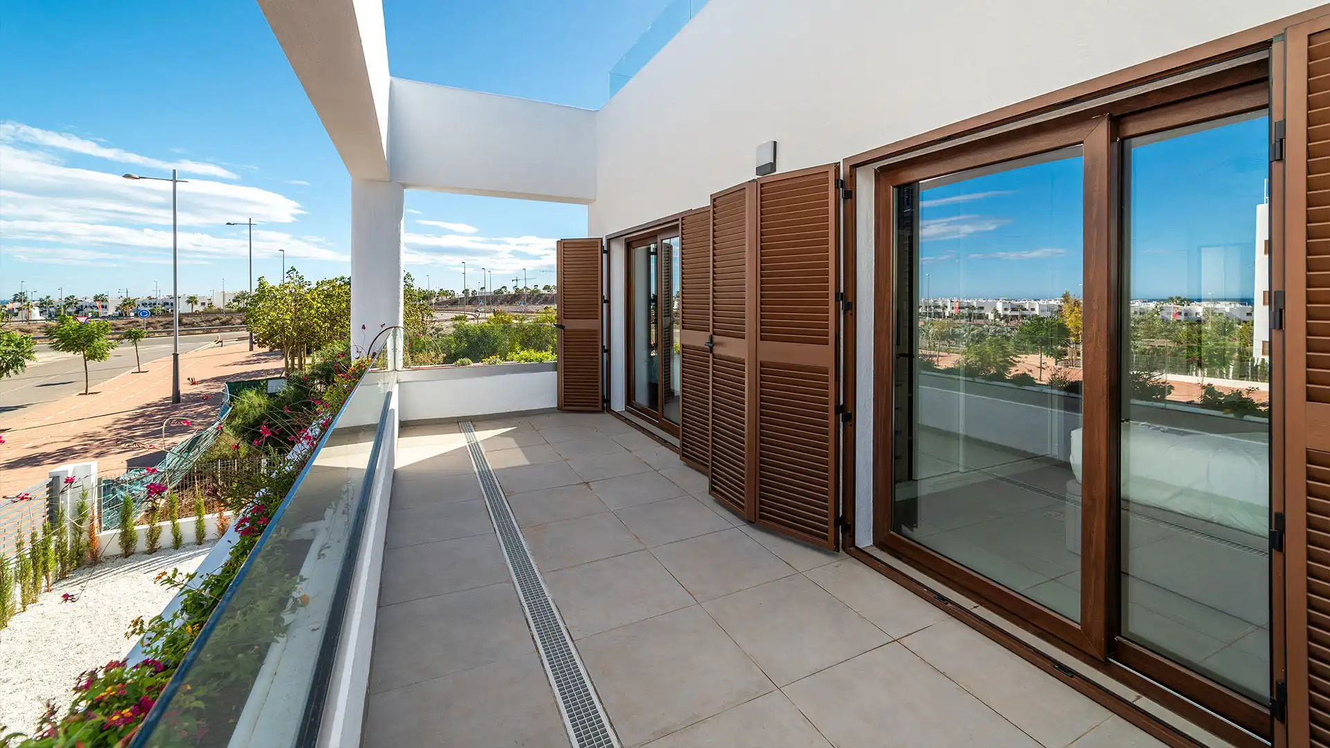 Chalet con piscina en venta en Calle Berlin 42, imagen 8