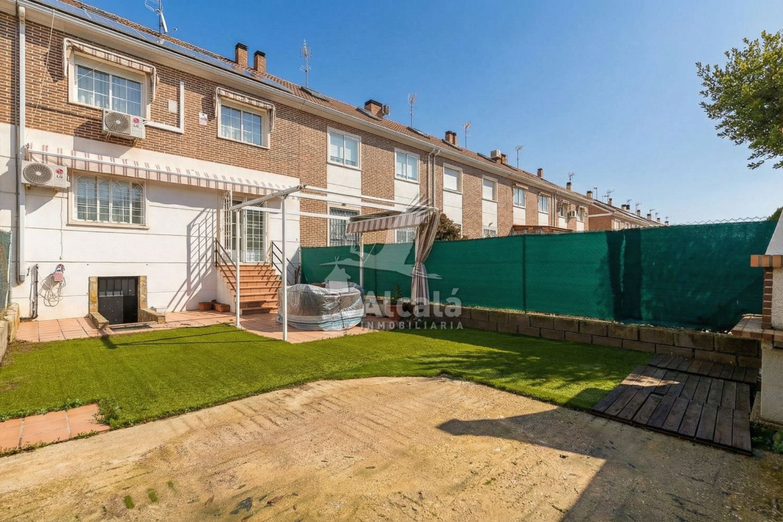 Jardín de Casa adosada en venta en Azuqueca de Henares con Calefacción