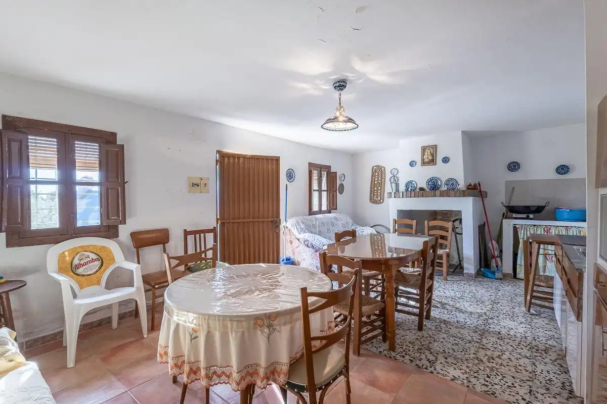 Country house zum Verkauf in de Extraradio, Barrio de la Vega