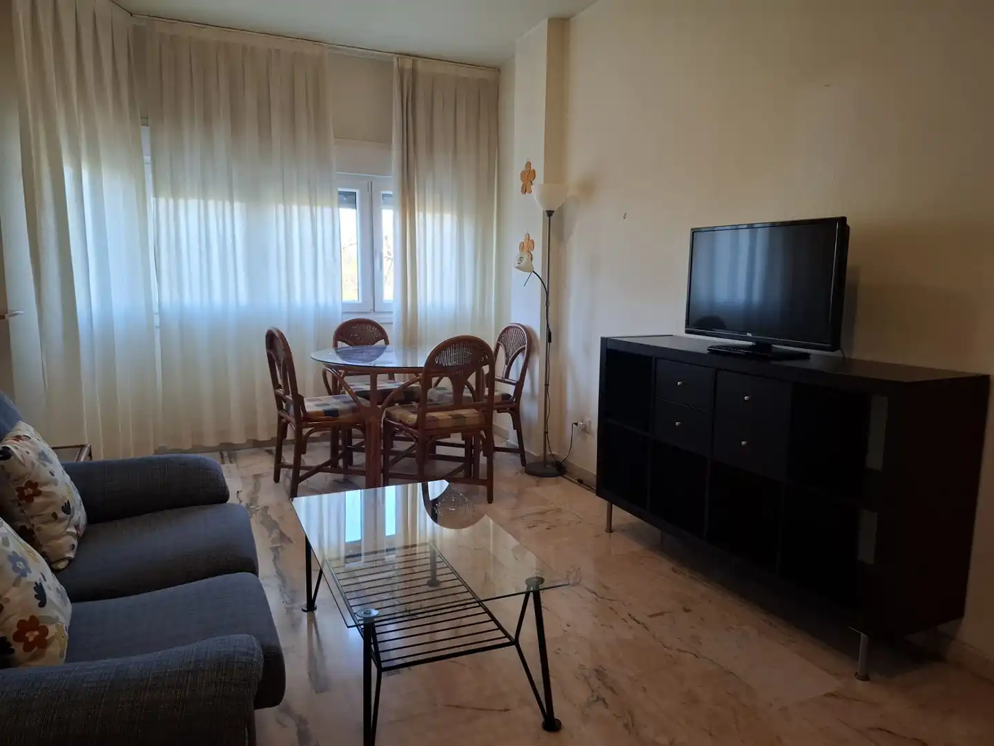 Wohnungen zur Miete in Avenida Alcalde Luis Uruñuela, Urbadiez - Entrepuentes
