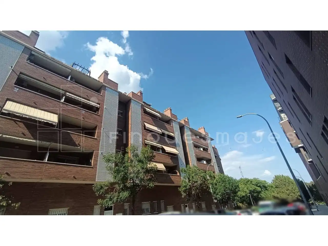 Vista exterior de Pis en venda en Terrassa amb Calefacció, Terrassa i Balcó