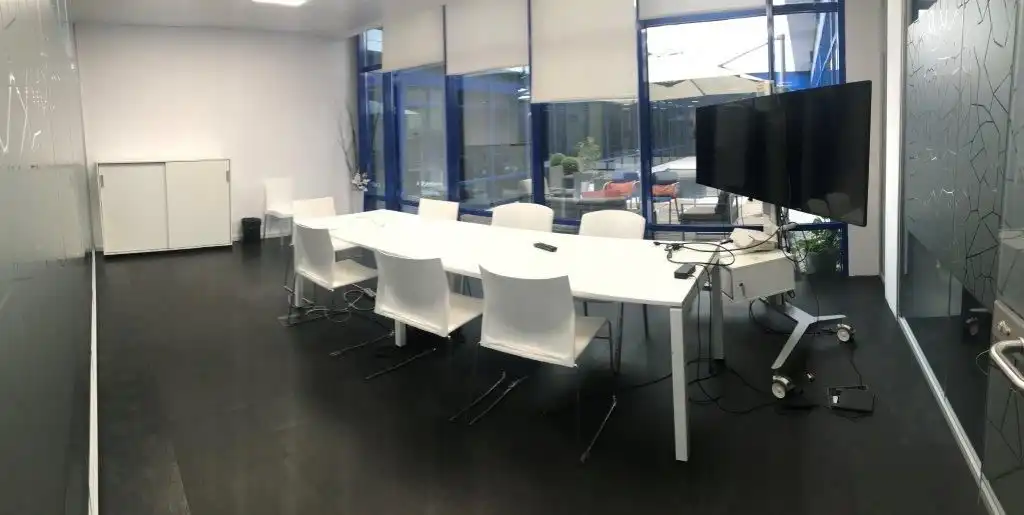 Office space to rent in Zona Industrial, imagen 4