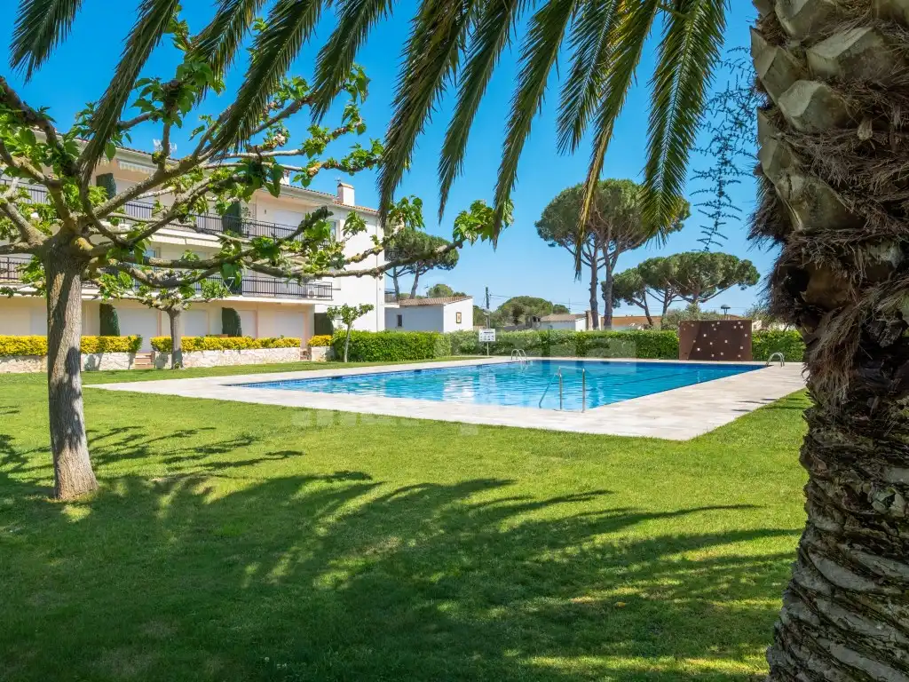 Piscina de Apartamento en venta en Palafrugell