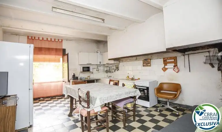 Cocina de Finca rústica en venta en Palau de Santa Eulàlia con Trastero y TV
