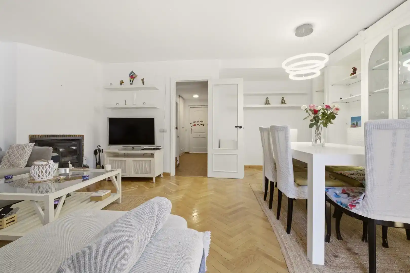 Sala d'estar de Casa o xalet en venda en Fuente El Saz de Jarama amb Aire condicionat, Calefacció i Jardí privat