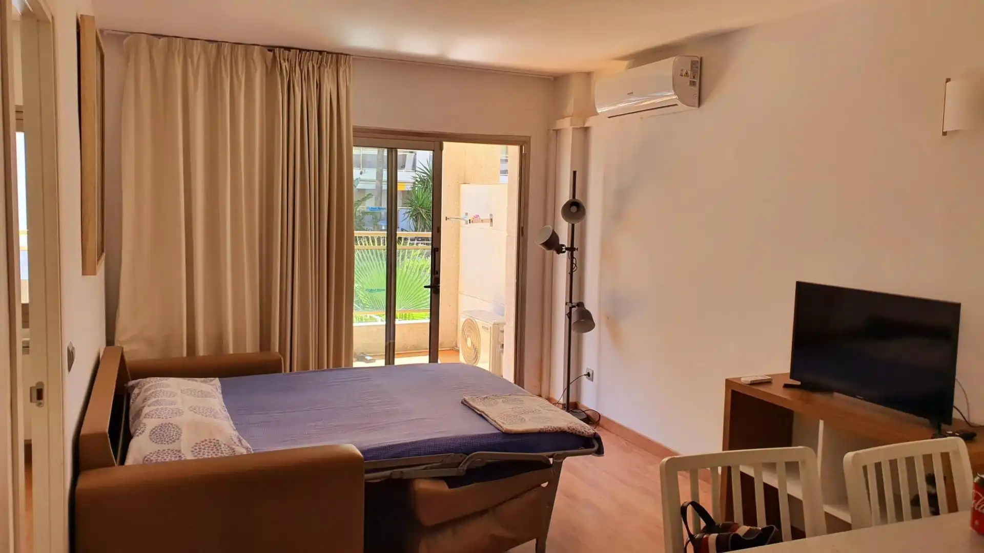 Bedroom of Apartments for sale in Salou  with Heating, Terrace and Furnished
