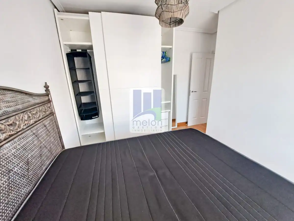 Habitación de Piso en venta en Burgos con Trastero