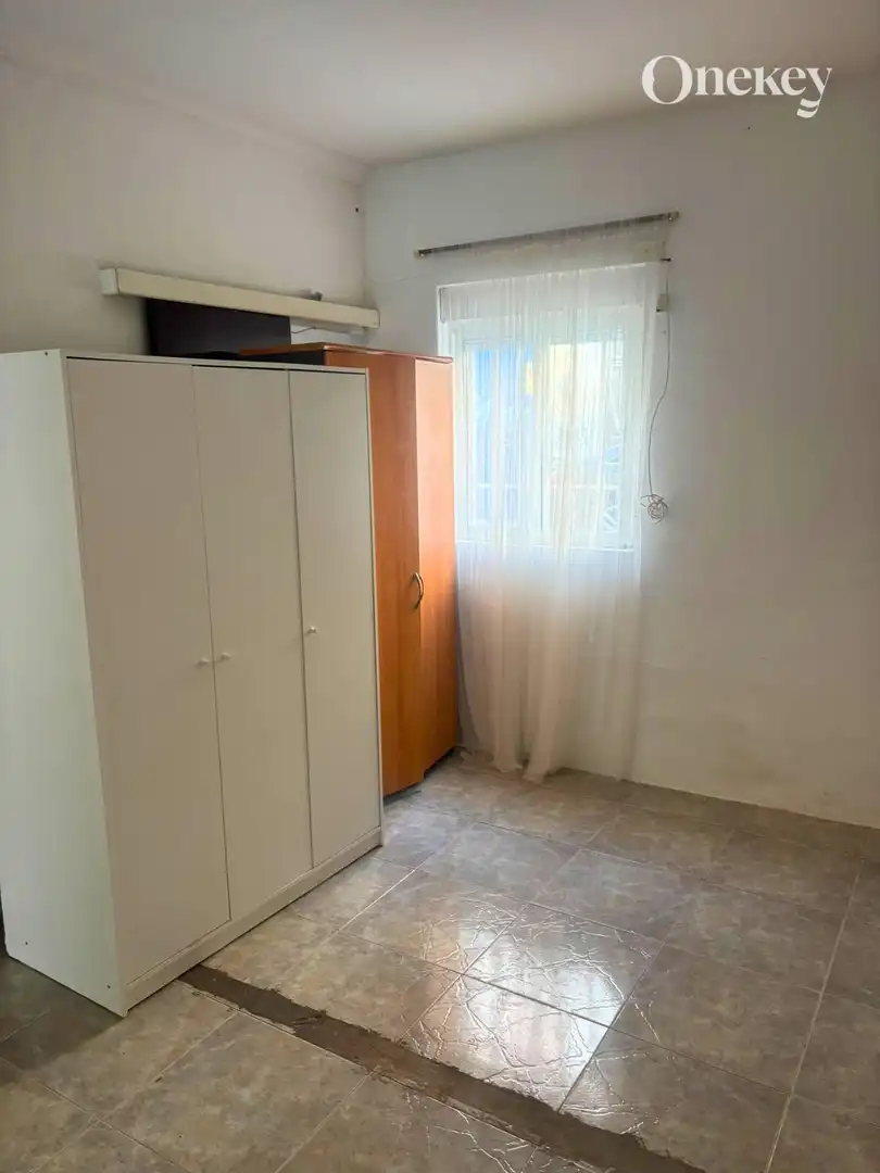 Dormitori de Pis en venda en Carabanchel