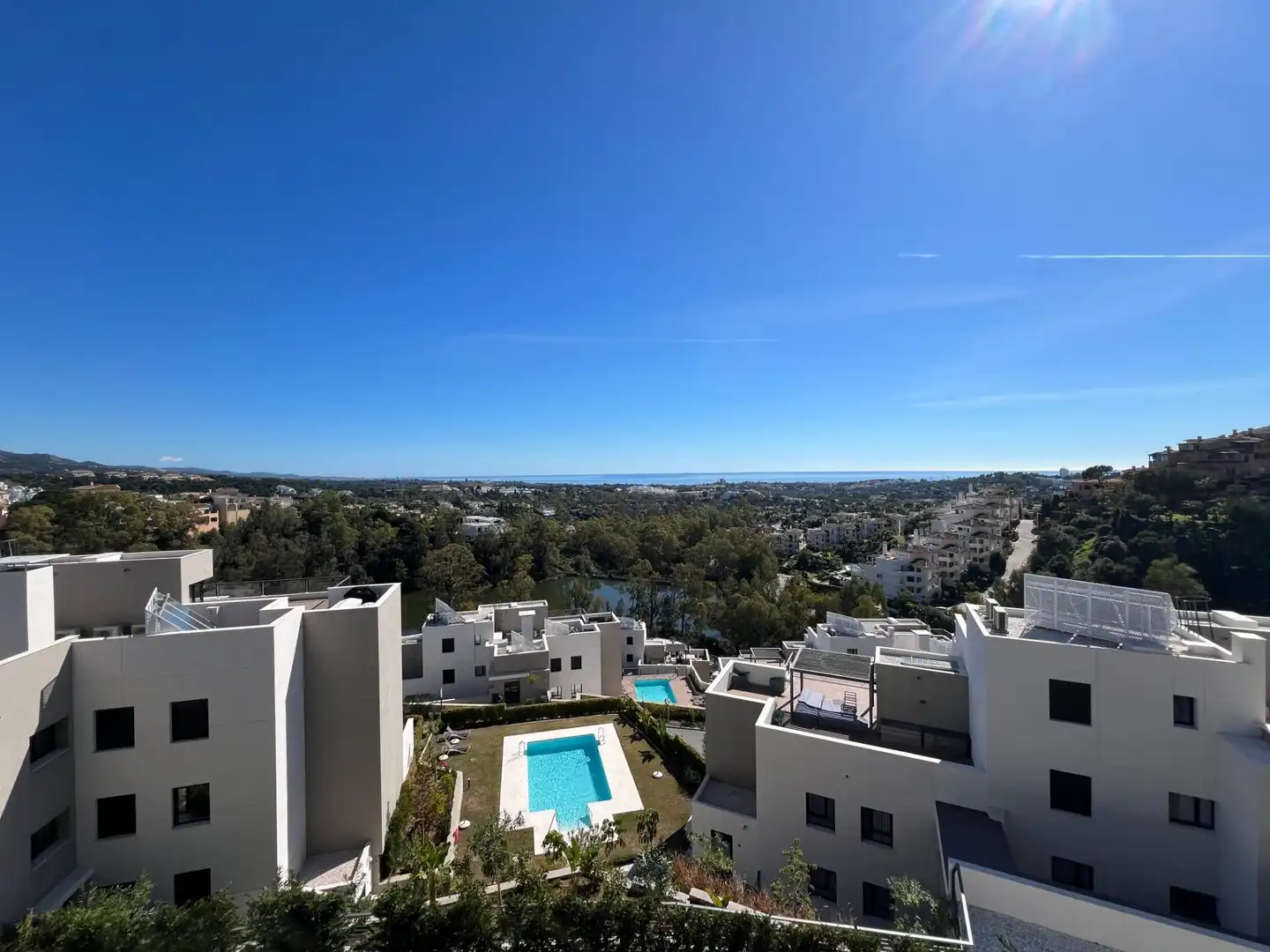 Exterior view of Flat for sale in Marbella  with Air Conditioner, Private garden and Terrace