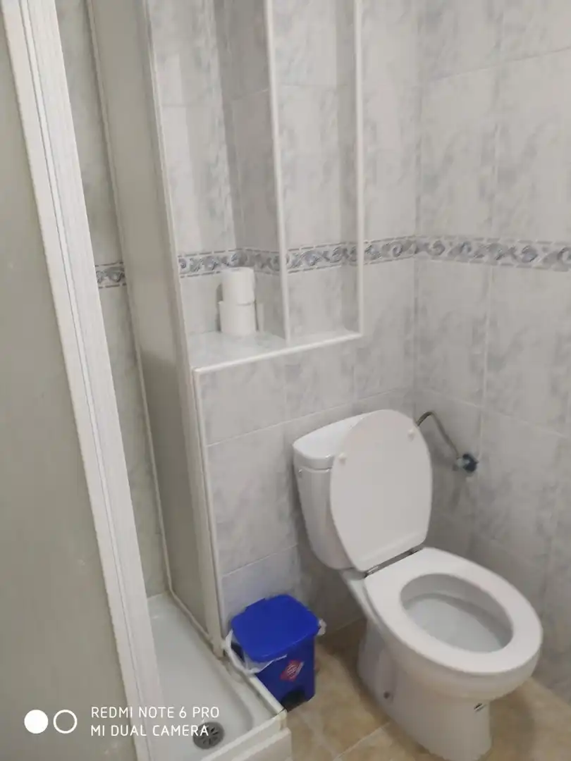Badezimmer von Wohnung zur Miete in Alicante / Alacant mit Möbliert