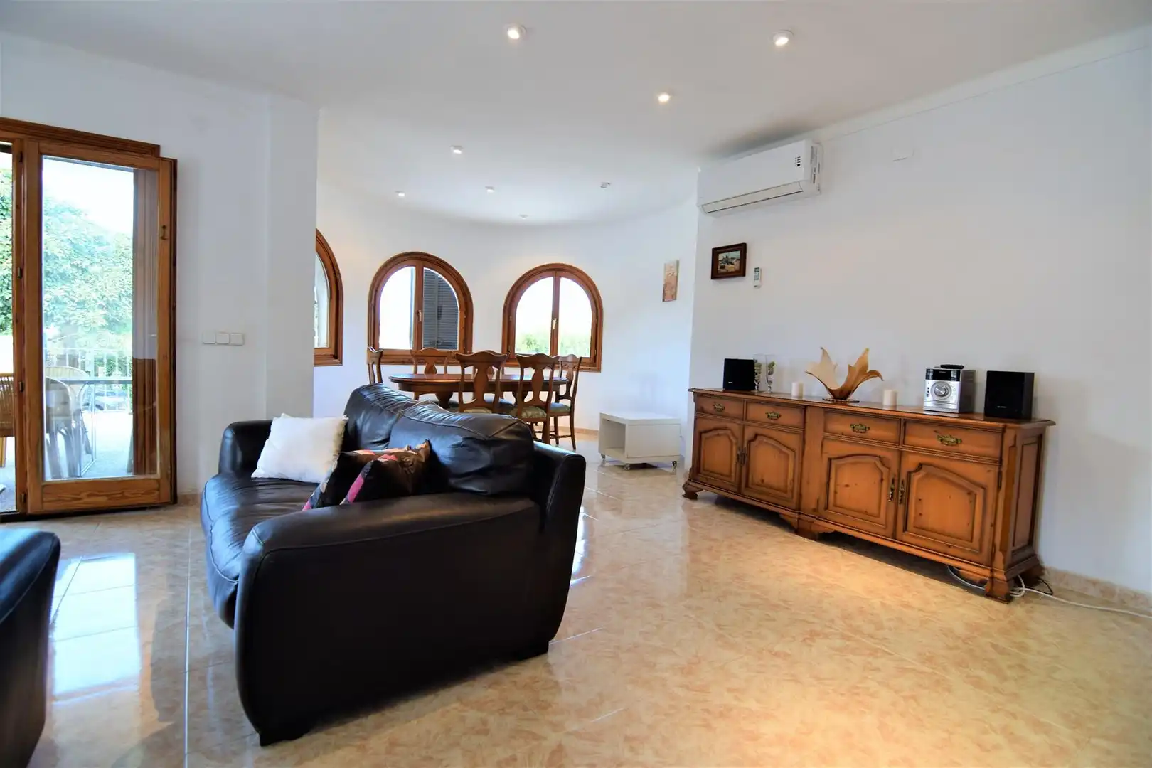 Wohnzimmer von Haus oder Chalet zur Miete in Artà mit Klimaanlage, Heizung und Terrasse