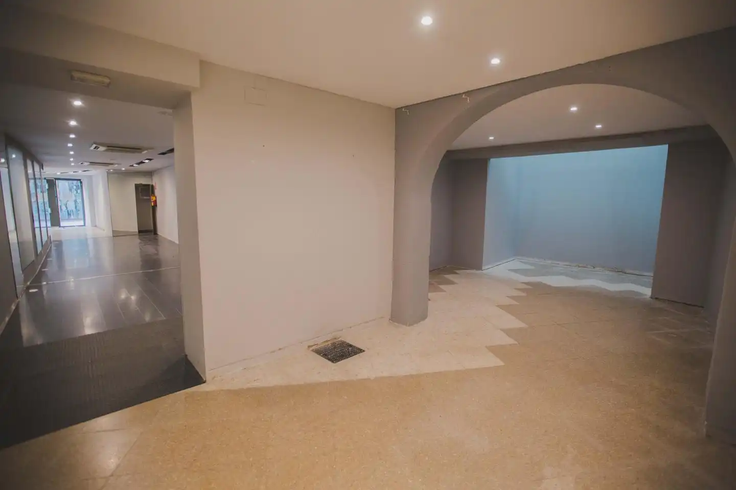 Business premises for sale in Centro Histórico, imagen 12