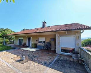 Außenansicht von Haus oder Chalet zum verkauf in Pazos de Borbén mit Terrasse