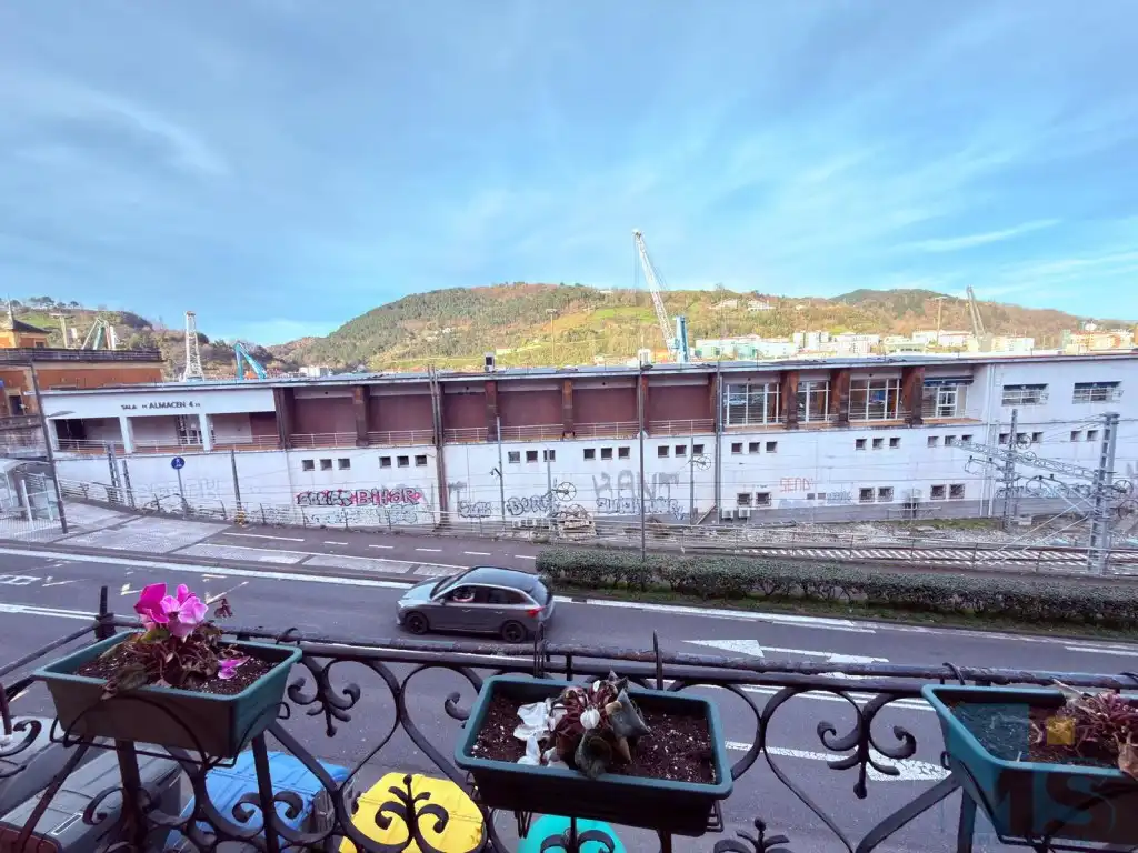 Vista exterior de Piso en venta en Donostia - San Sebastián 