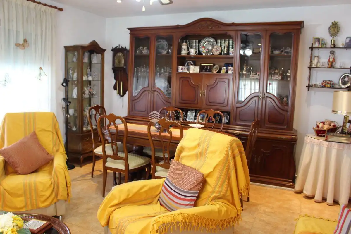 Comedor de Casa o chalet en venta en Soneja con Aire acondicionado, Trastero y Piscina