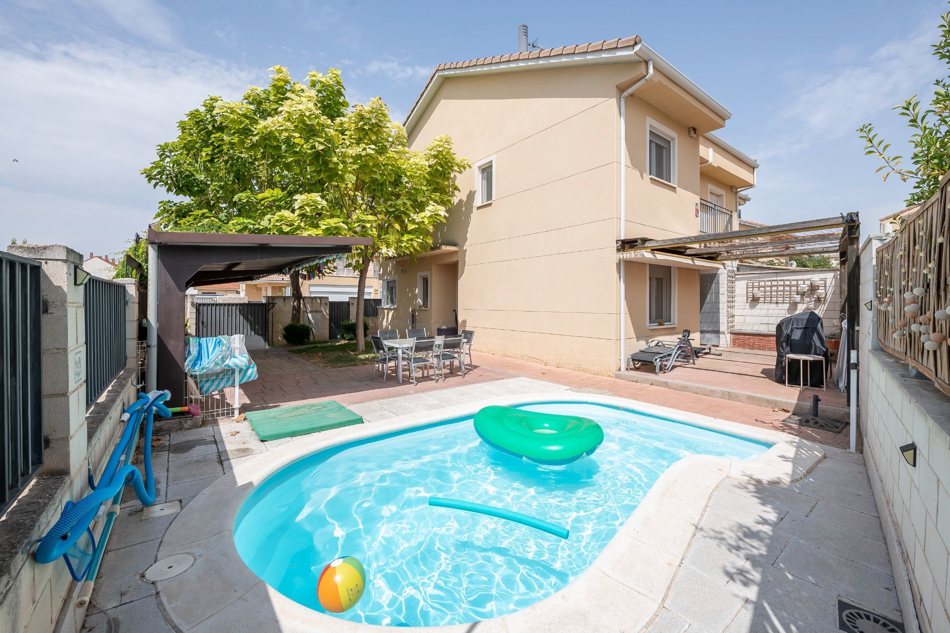 Swimming pool of House or chalet for sale in Titulcia  with Air Conditioner, Heating and Private garden