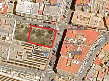 Terreny residencial en venda a Calle Ciclista Julián Hernández Zaragoza 14